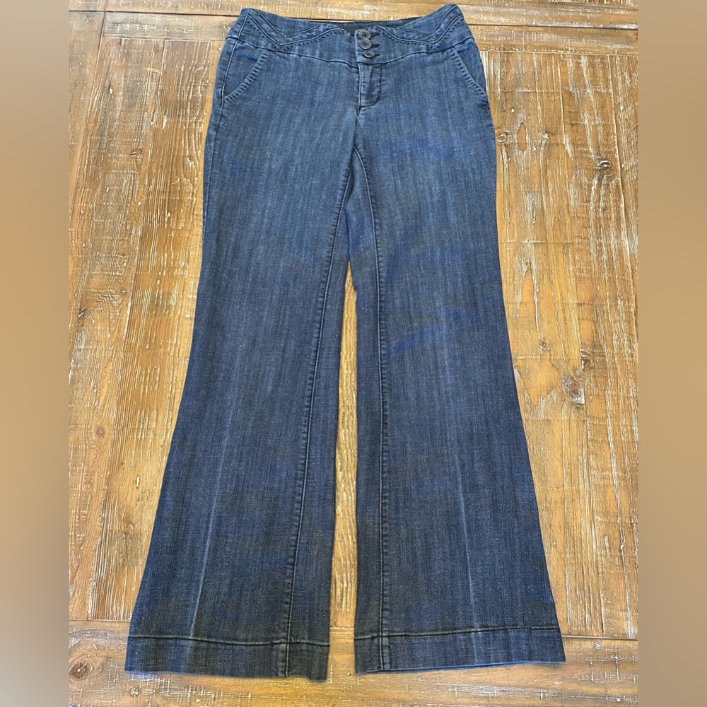 MAURICES Women's Jeans Slight Flare Leg Size 3/4 Regular